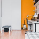Televizoarele de 43 de inci rămân populare pentru apartamente și camere mici